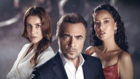 مسلسل هذا العالم لا يسعني الحلقة 11 - قصة عشق