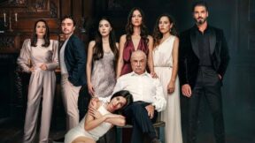 مسلسل التوت الاسود الحلقة 1 - قصة عشق